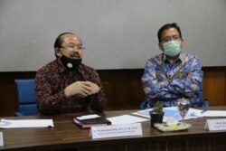 Ketua Ombudsman RI, Prof. Amzulian Rifai dan Anggota Prof. Adrianus Meliala menyampaikan Hasil Survei Kepatuhan Hukum Tahun 2019 kepada instansi penegak hukum melalui video conference pada Kamis (25/6/2020) di Kantor Ombudsman RI, Jalan HR Rasuna Said Jak