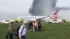 Avión de American Airlines se incendia en Chicago