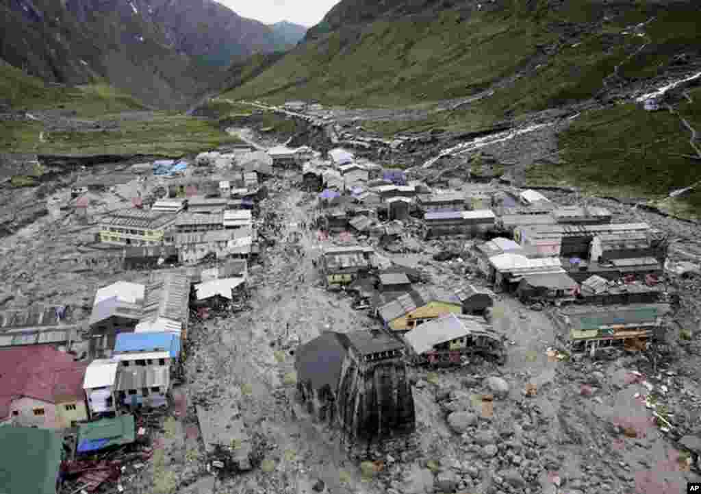 A view of the Hindu holy town of Kedarnath from a helicopter after a flood, in the northern Indian state of Uttarakhand, India,&nbsp; June 18, 2013. 