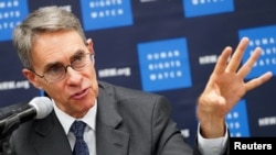 Mantan Direktur Eksekutif Human Rights Watch, Kenneth Roth 