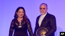 "Ni Gloria ni yo tenemos una agenda política y no tenemos planes de regresar a Cuba a menos que haya libertad", dijo Emilio Estefan.