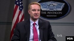 Michael Carpenter saat masih menjabat sebagai Deputi Asisten Menhan AS di Pentagon (foto: dok). 