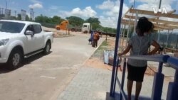 Zimbabweans Arrive at Ramokgwebana Border On the First Day of Re-Opening After Covid 19 Closures