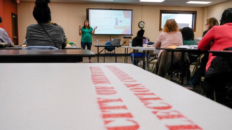 Poll Workers Train for Conflict: 'A Little Nervous? I Am.'