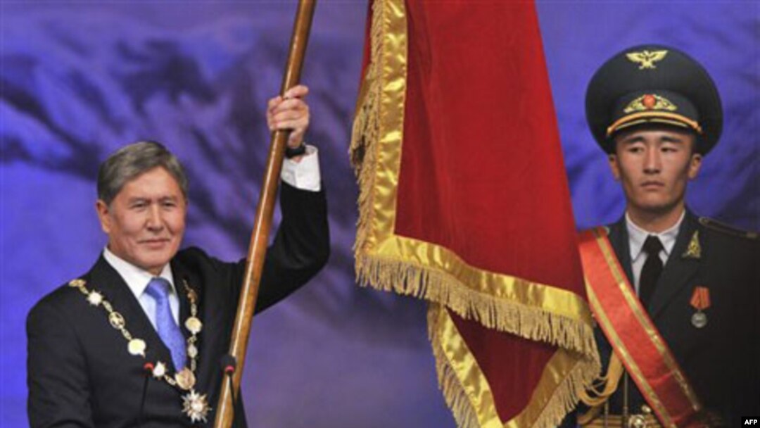 Almaz Atambayev qasamyod keltirdi