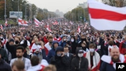 Demonstrasi menentang hasil pemilihan presiden di Minsk, Belarus, 27 September 2020.