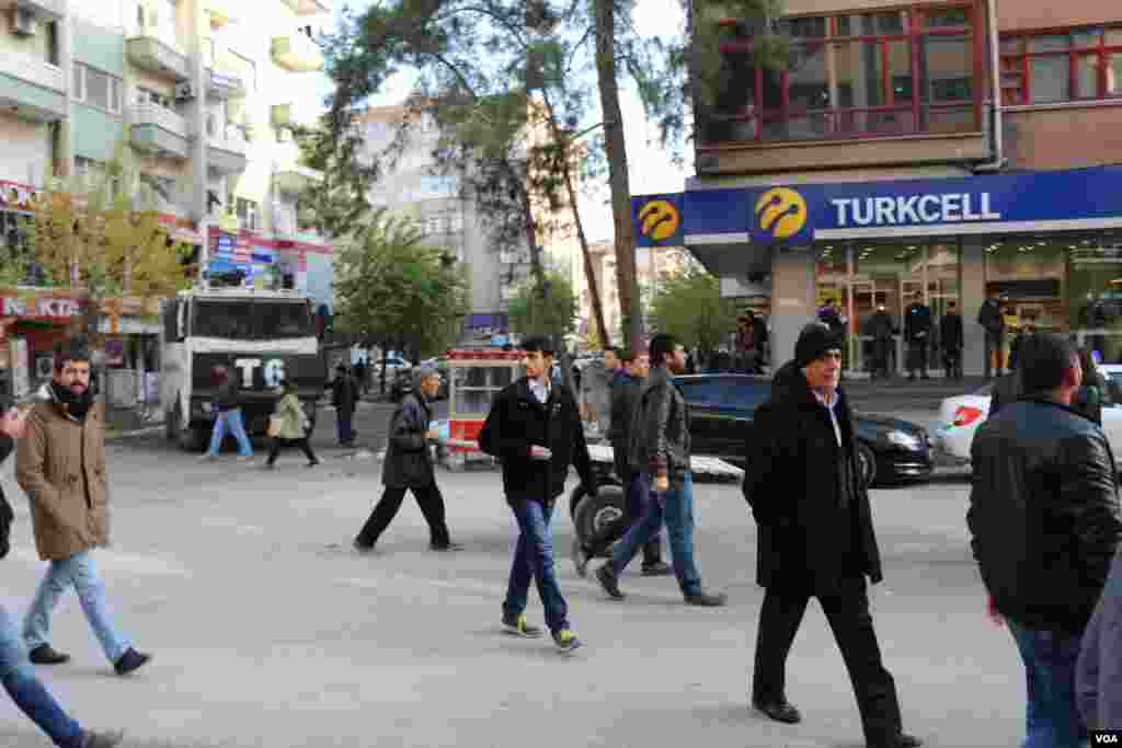 Diyarbakir-Kurdish City Security Issue 