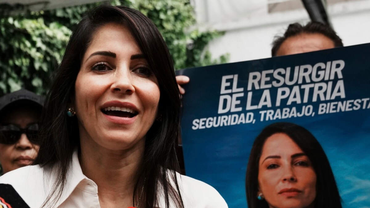 Candidata presidencial de Ecuador denuncia presunto plan para acabar con su vida
