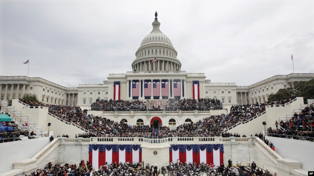 Presiden Donald Trump menyampaikan pidato seusai pelantikannya sebagai Presiden ke-45 Amerika Serikat di Gedung Capitol, Washington, D.C., 20 Januari 2017. (Foto: dok).