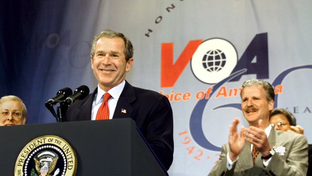 Predsjednik Bush govori na proslavi 60 godina rada Glasa Amerike u Washingtonu, 25. februara 2002.