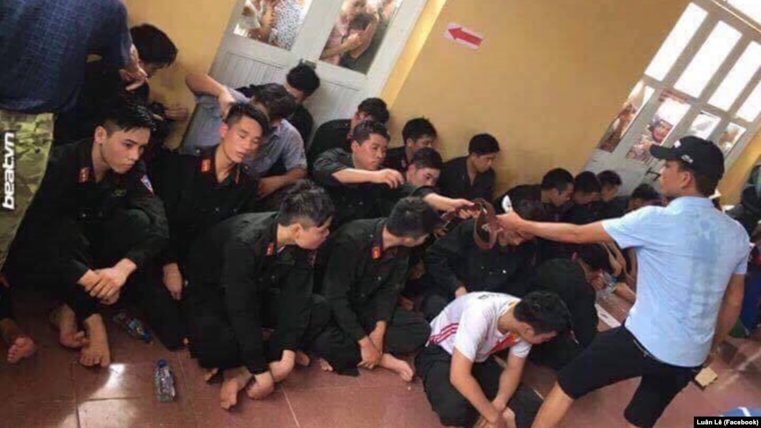 Sau khi dân Đồng Tâm bắt giam công an, Chủ tịch Hà Nội hứa sẽ đích thân đến nói chuyện với người dân vào ngày 18/4/2017.