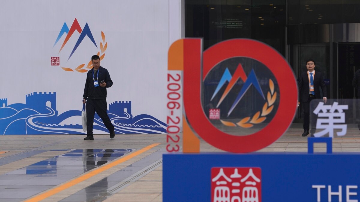 中国在国防部长缺席下启动香山论坛