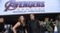 Susan Downey, izquierda, y Robert Downey Jr. a su llegada a la premiere ode"Avengers: Endgame" en el Los Angeles Convention Center. 22-4-19. 