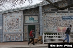 Elders at the Cambridge mosque of the Islamic Society of Boston said the November 2012 outburst by Tamerlan Tsarnaev was the first time anyone really took note of him.