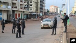 Conakry, le 11 octobre 2015, jour du premier tour de l'élection présidentielle. (Photo AP)