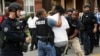Biểu tình tại St. Louis sau vụ cảnh sát bắn chết một người Mỹ gốc Phi