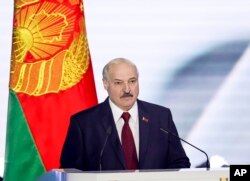 Президент Білорусі Олександр Лукашенко оголошує звернення до народу країни та Національного зібрання 4-го серпня.