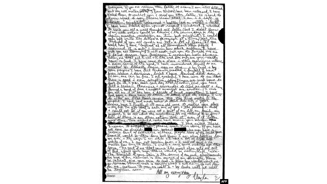Bản sao một bức thư của Kayla Mueller viết cho những người thân yêu của mình vào mùa xuân năm 2014 trong khi bị giam cầm.