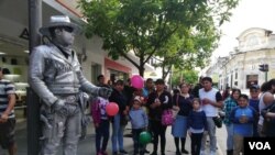 Edgar Barrientos, más conocido como “El Vaquero del Paseo La Sexta”. Foto de Eugenia Sagastume.