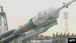 Priprema ruske rakete tipa Sojuz za lansiranje