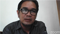 Wakil Sekretaris Jenderal Federasi Serikat Guru Indonesia, Fahriza Marta Tanjung, saat hadir dalam konferensi pers secara daring yang dilakukan Tim Lapor COVID-19, Minggu 1 Agustus 2021, dalam tangkapan layar.