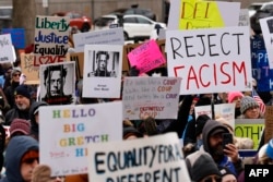 Protesti u Lansingu, Michigan, 5. februar 2025. (Foto: JEFF KOWALSKY/AFP)