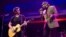 Juan Luis Guerra y Juanes en el concierto este sábado en Barclays Center, en el condado de Brooklyn.