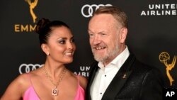 Jared Harris y su esposa Allegra Riggio en un evento en Beverly Hills, California, el 20 de septiembre del 2019. (Photo by Chris Pizzello/Invision/AP)