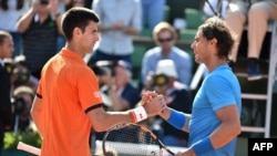 Novac Djokovic, hagu da Rafael Nadal, dawa