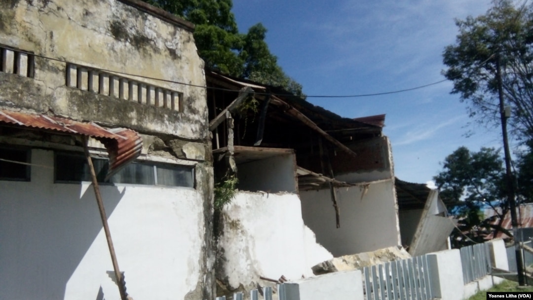 Total 57 Gempa Susulan 9 Desa Rusak di Poso 4 Total 57 Gempa Susulan 9 Desa Rusak di Poso