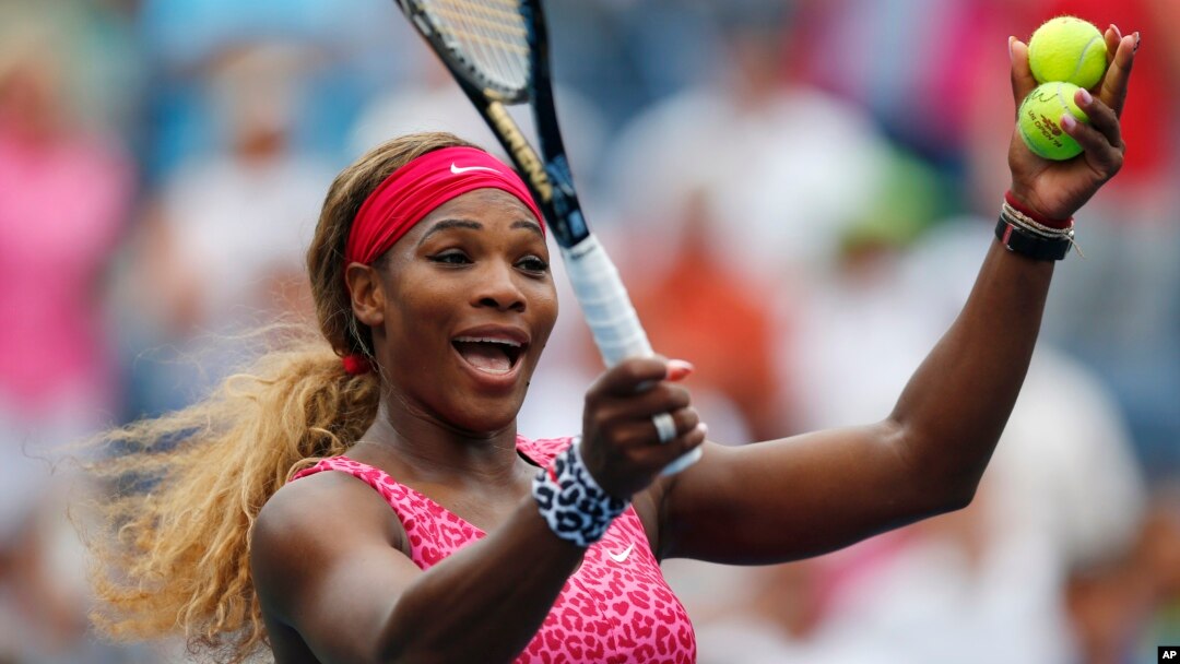 Petenis pemenang 19 gelar grand slam, Serena Williams, dalam sebuah pertandingan AS Terbuka.