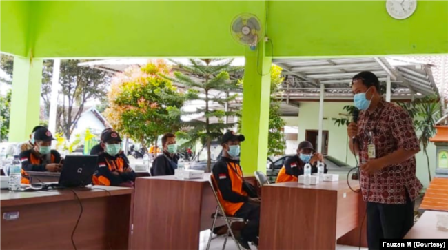 Pelatihan pemulasaran jenazah berstandar COVID-19 sudah dilakukan sejak 3 bulan lalu di Banguntapan, DIY. (Foto: Courtesy/Fauzan M)