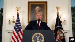 Donald Trump fait son discours après les violences à Charlottesville, le 14 août 2017, à Washington. 