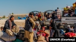 له ایران څـخه ستانه شوي افغان کډوال