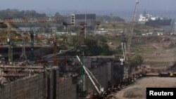 Las obras en el canal de Panamá han disminuido de ritmo a consecuencia del conflicto.