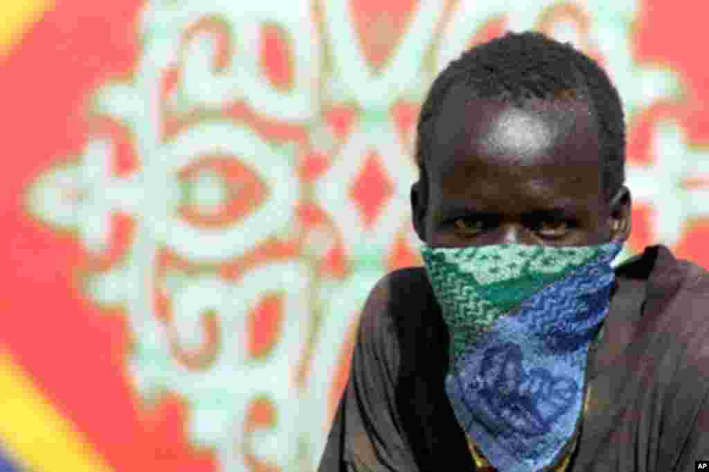 A young Ngok Dinka