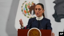 La presidenta de México, Claudia Sheinbaum, brinda conferencia de prensa desde el Palacio Nacional. [Foto: Archivo]