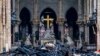 Conseil des ministres au chevet de Notre-Dame, que Macron veut rebâtir "d'ici cinq années"