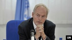 نیکولاس کې، افغانستان کې د ناټو پخوانی ملکي استازی