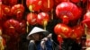 Việt Nam kêu gọi người dân tháo bỏ đèn lồng Trung Quốc