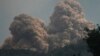 印尼火山噴發 數百人撤離