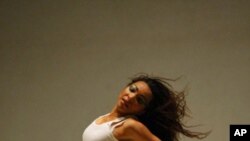 Moçambique: Coreógrafa Quer Construir Teatro