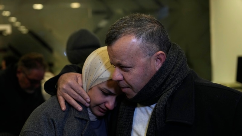 Israel delays release of Palestinian prisoners, citing ‘humiliating’ handovers of hostages