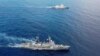 Kapal-kapal perang AS dan Filipina melakukan latihan militer bersama di Laut China Selatan 23 November 2023 lalu. 