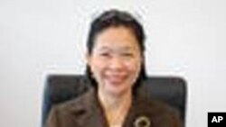 คุณศิริพร นุรักษ์ อธิบายถึงปัจจัยต่างๆ ที่ทำให้ไทยได้ประเปรียบประเทศเพื่อนบ้าน