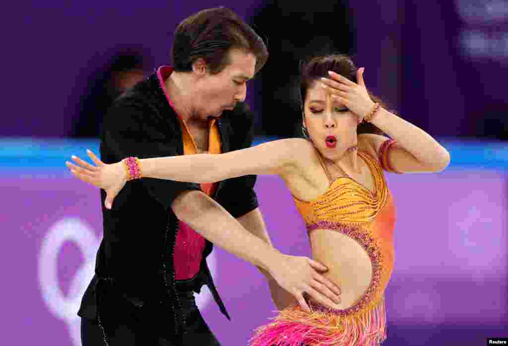 Kana Muramoto and Chris Reed of Japan compete in the figure skating team event Ice Dance during the Pyeongchang 2018 Winter Olympic Games at the Gangneung Ice Arena, Gangneung, South Korea.