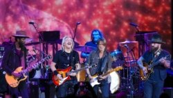 Joe Walsh, Friends Start VetsAid American Café September 26 2017