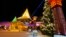 แฟ้ม - Santa Claus Village ใน Rovaniemi ฟินแลนด์ 4 ธ.ค. 2021 (AP Photo/James Brooks)