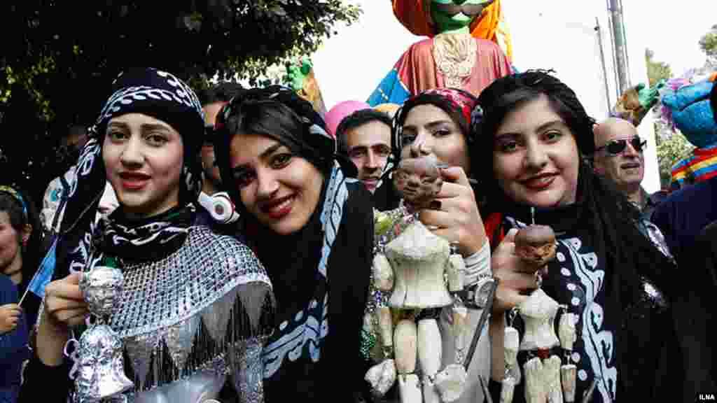  افتتاحیه جشنواره تئاتر عروسکی در تاتر شهر تهران - عکس: مصطفی صفری، ایلنا 