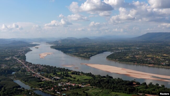 资料照：流经泰国和老挝边界的湄公河。